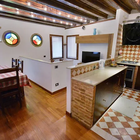 Апартаменты Ve.n.i.ce. Cera Casa De La Vida